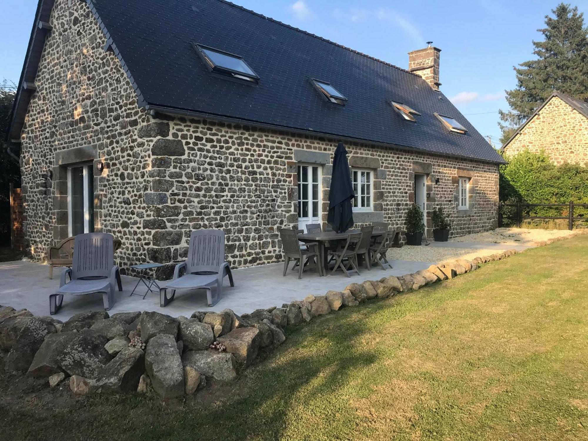 Maison De La Grange, Chaulieu Sourdeval Luaran gambar